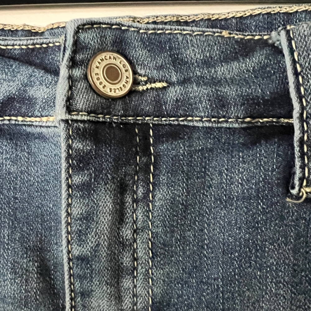KanCan Distressed Raw Hem Jean Skirt Size 11/29 - Picture 2 of 7